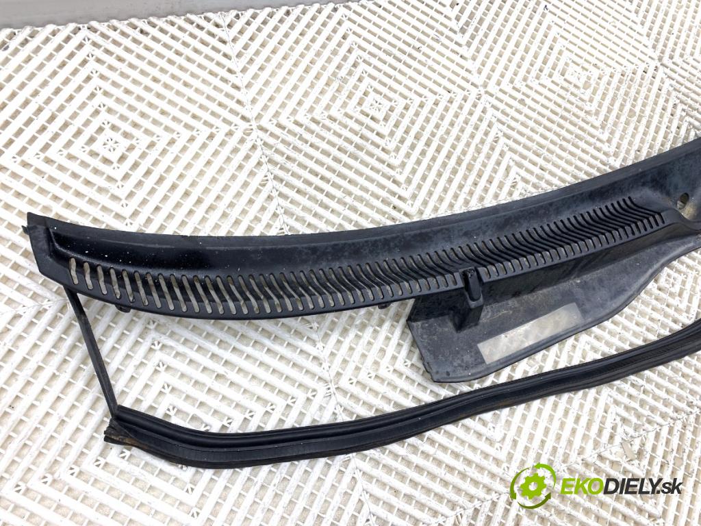 SEAT LEON I liftback 2002 66 kW 1.9 TDI 1896 Torpédo, plast pod čelné okno 1M1853185 (Torpédo (plast pod čelným sklom))