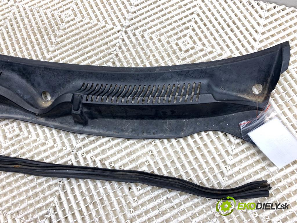 SEAT LEON I liftback 2002 66 kW 1.9 TDI 1896 Torpédo, plast pod čelné okno 1M1853185 (Torpédo (plast pod čelným sklom))