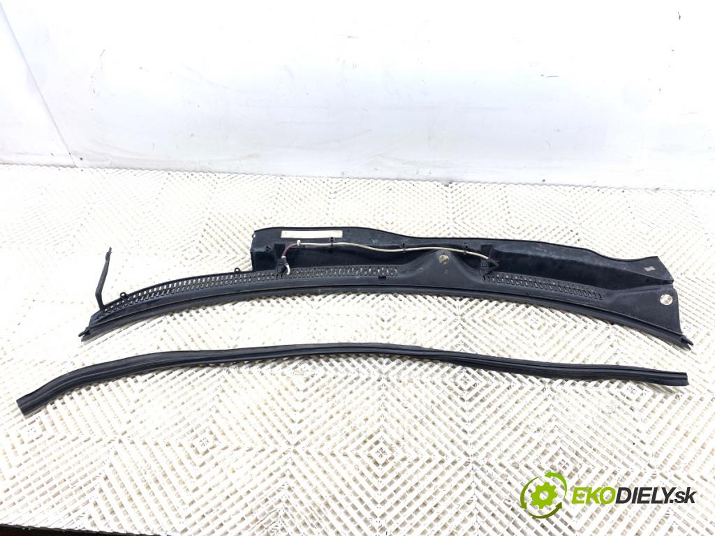 SEAT LEON I liftback 2002 66 kW 1.9 TDI 1896 Torpédo, plast pod čelné okno 1M1853185 (Torpédo (plast pod čelným sklom))