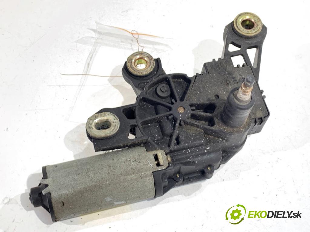 SEAT LEON I liftback 2002 66 kW 1.9 TDI 1896 Motor stieračov zad 1J6955711C