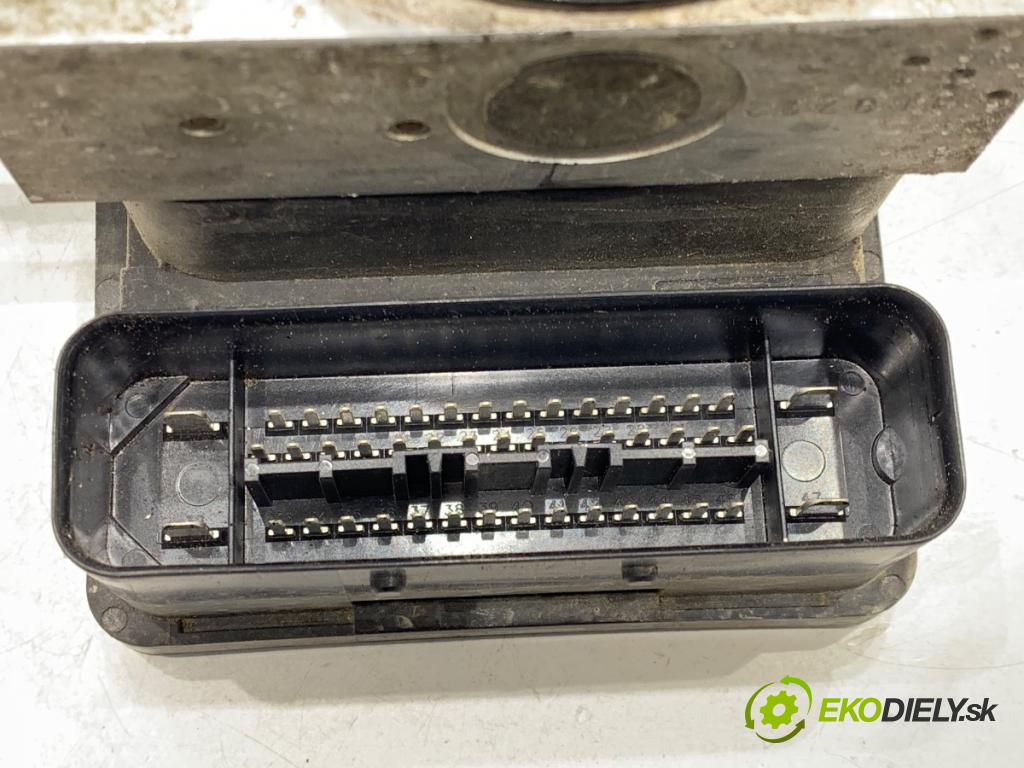 VW POLO IV 9N liftback 2002 55 kW 1.4 TDI 1422 Pumpa ABS 6Q0614117C (Pumpa ABS)