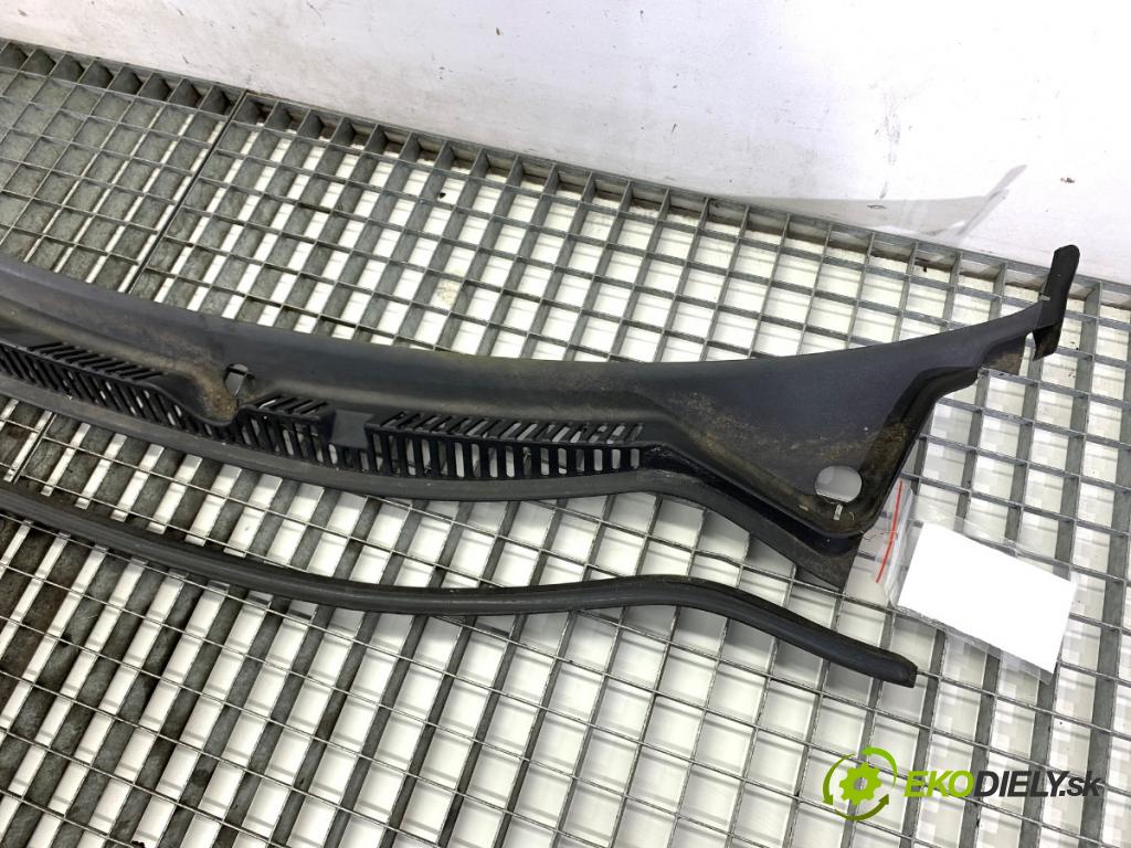 VW POLO IV 9N liftback 2002 55 kW 1.4 TDI 1422 Torpédo, plast pod čelné okno 6Q1819415B (Torpédo (plast pod čelným sklom))