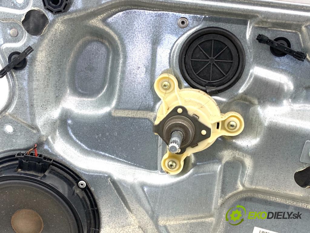 VW POLO IV 9N liftback 2002 55 kW 1.4 TDI 1422 Mechanizmus okna pravy predný