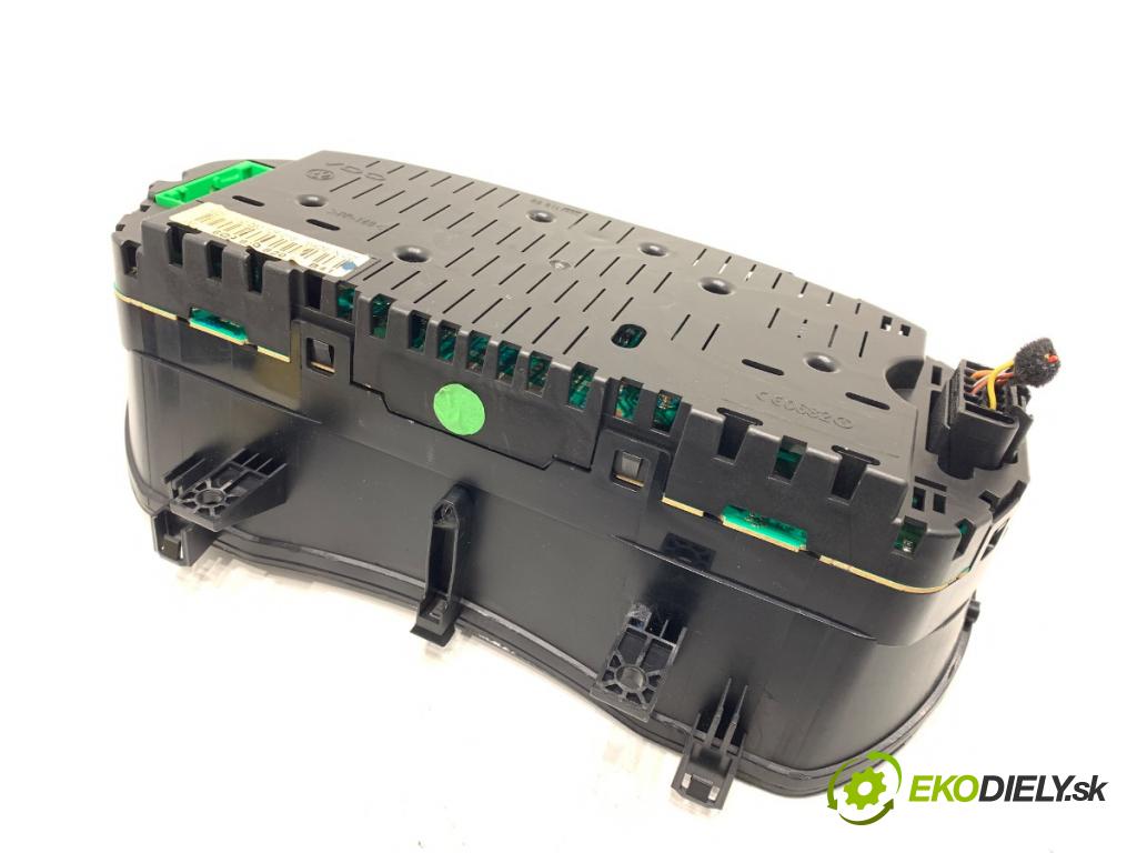 VW POLO IV 9N liftback 2002 55 kW 1.4 TDI 1422 Prístrojovka 6Q0920820L (Prístrojová doska)