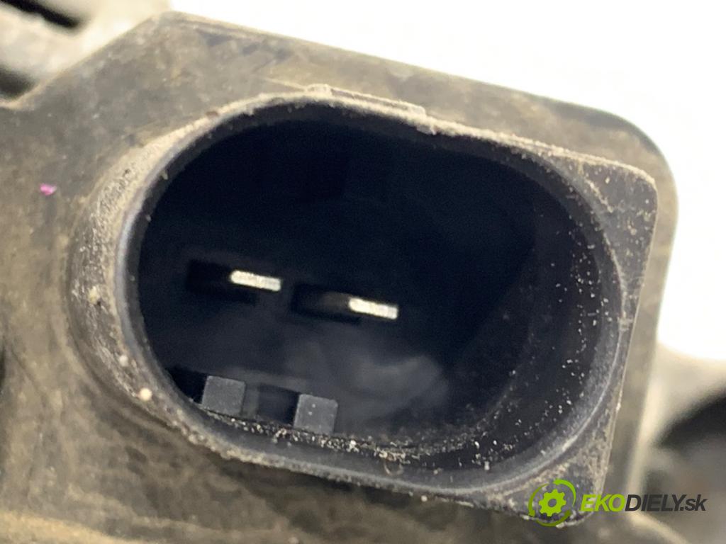 VW POLO IV 9N liftback 2002 55 kW 1.4 TDI 1422 Alternátor  (Alternátor)