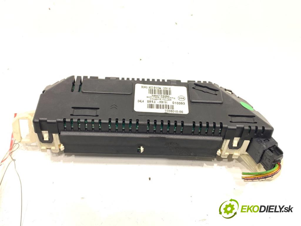 CITROEN C4 I liftback 2004 80 kW 1.6 16V 1587 Dislpej 9654149280 (Prístrojová doska)