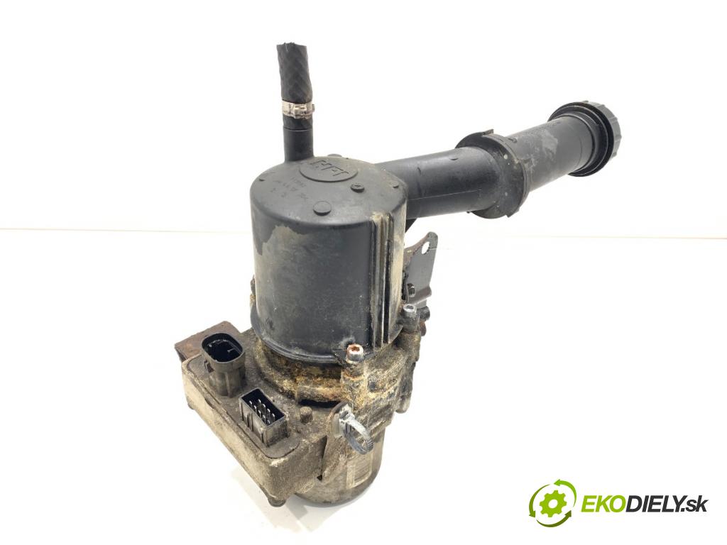 CITROEN C4 I liftback 2004 80 kW 1.6 16V 1587 pumpa servočerpadlo  (Servočerpadlo)