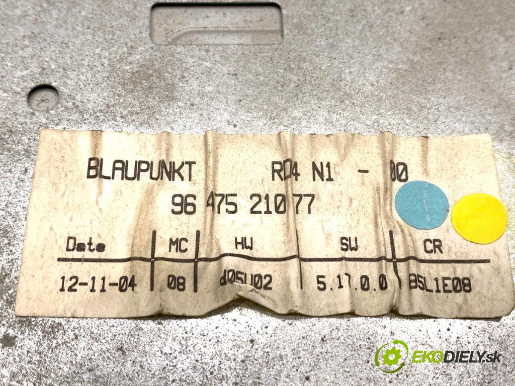 CITROEN C4 I liftback 2004 80 kW 1.6 16V 1587 RADIO 9647521077 (Audio zariadenie)