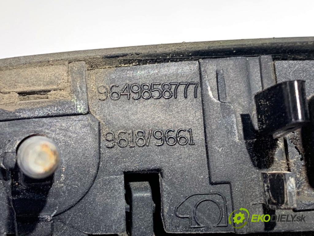 CITROEN C4 I liftback 2004 80 kW 1.6 16V 1587 Kľučka dverí zad 9649858777