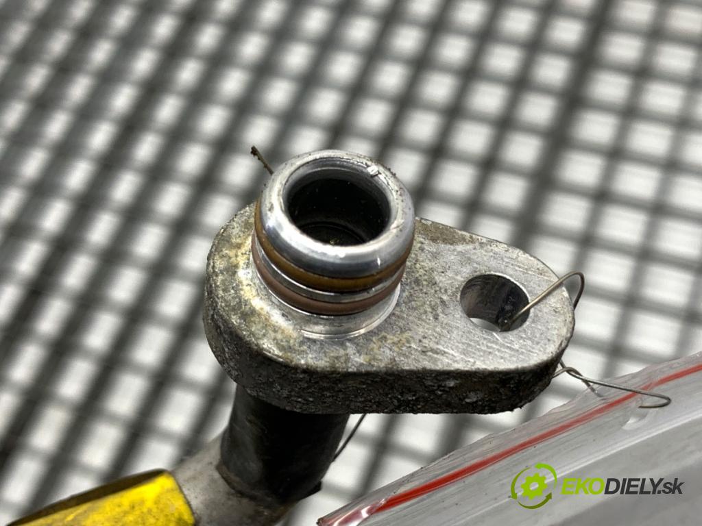 CITROEN C4 I liftback 2004 80 kW 1.6 16V 1587 rúrka klimatizácie  (Rúrka klimatizácie)