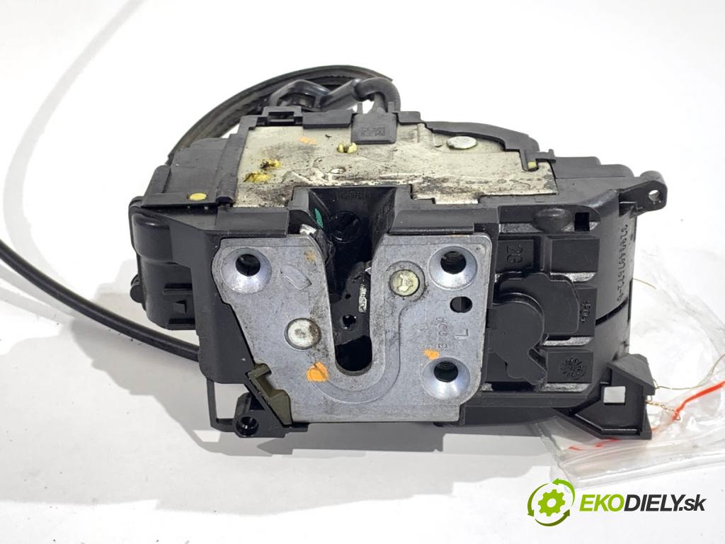 RENAULT KANGOO II nadwozie wielkoprzestrzenne (MPV) 2009 63 kW 1.5 dCi 85 (KW0K, KW0L, KW0B) 1461 zámok Dvere ľavy zad 8200497672