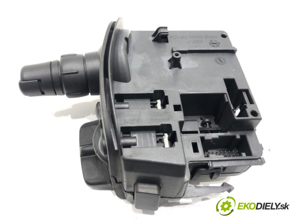 RENAULT KANGOO II nadwozie wielkoprzestrzenne (MPV) 2009 63 kW 1.5 dCi 85 (KW0K, KW0L, KW0B) 1461 Prepínač stieračov 88103005 (Prepínacie páčky pod volantom)