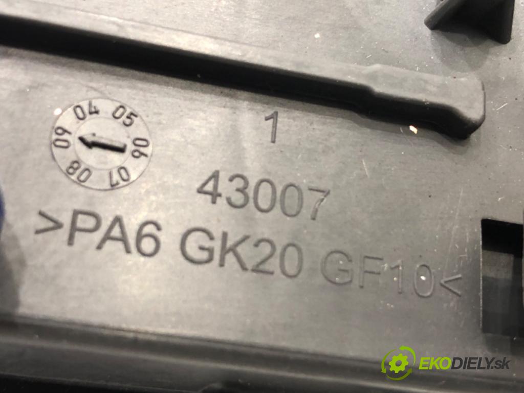 RENAULT KANGOO II nadwozie wielkoprzestrzenne (MPV) 2009 63 kW 1.5 dCi 85 (KW0K, KW0L, KW0B) 1461 Prepínač stieračov 88103005 (Prepínacie páčky pod volantom)