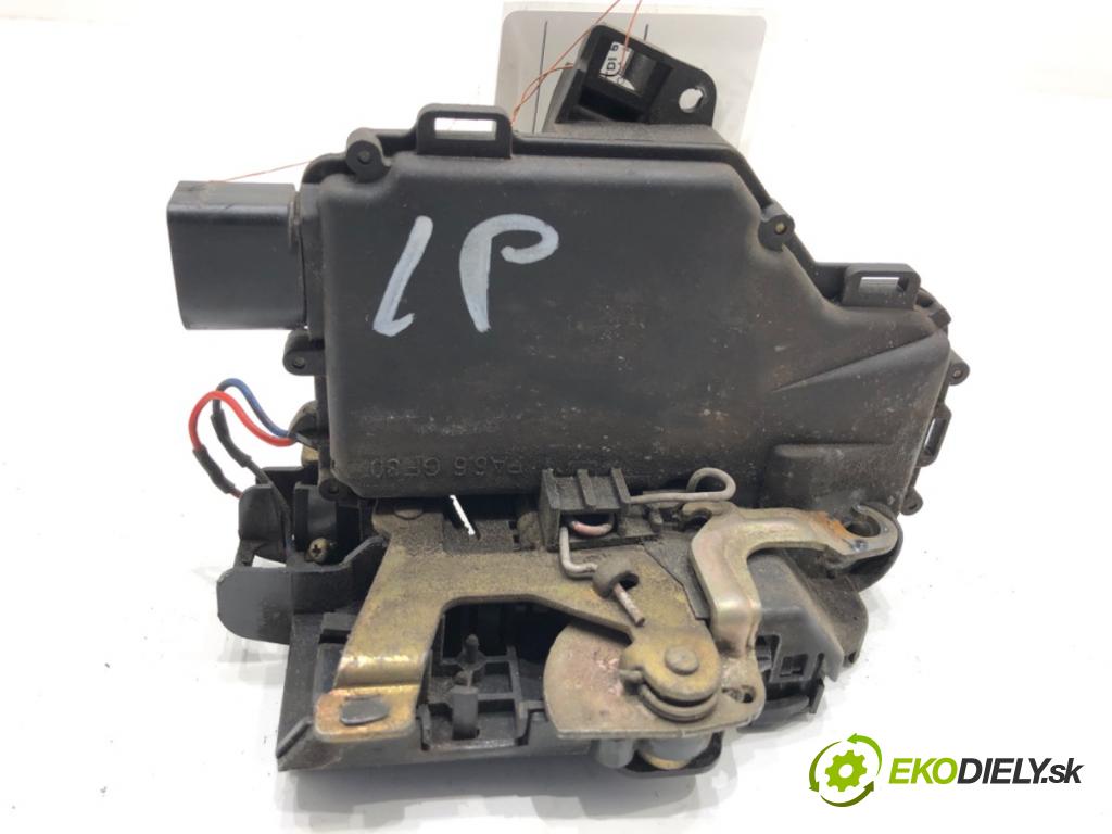 VW GOLF IV liftback 2000 66 kW 1.9 TDI 1896 zámok Dvere ľavy predný