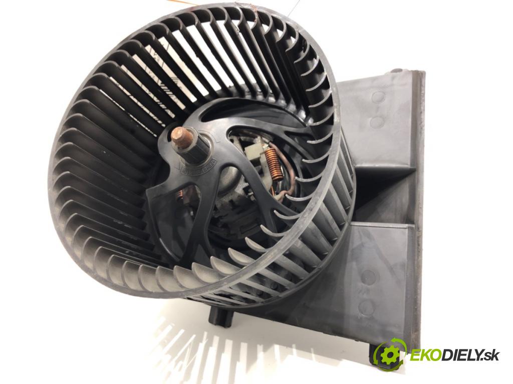 VW GOLF IV liftback 2000 66 kW 1.9 TDI 1896 ventilátor kúrenia 1J1819021A