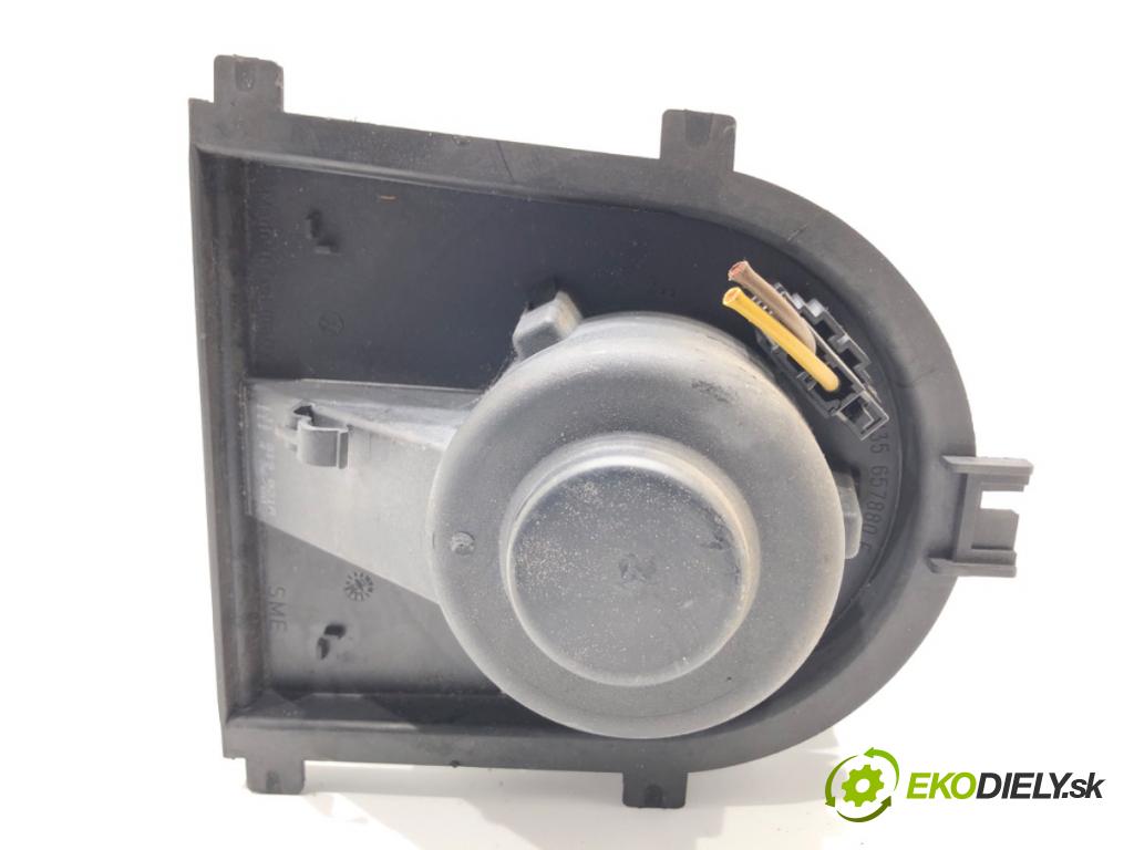 VW GOLF IV liftback 2000 66 kW 1.9 TDI 1896 ventilátor kúrenia 1J1819021A