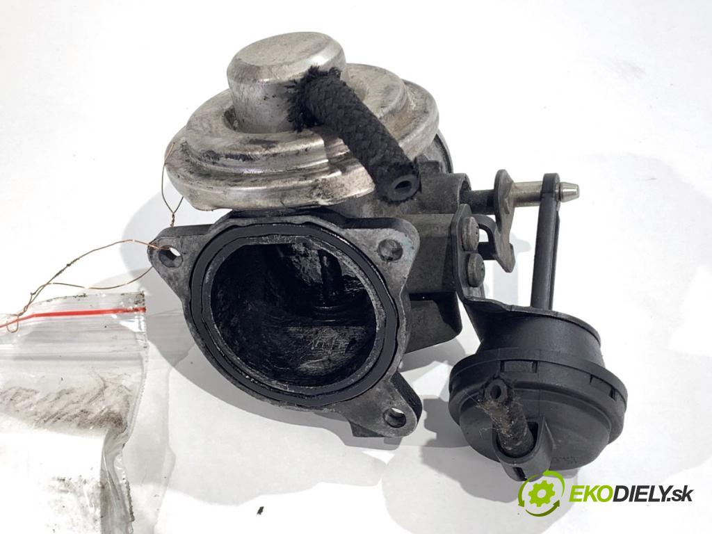 VW GOLF IV liftback 2000 66 kW 1.9 TDI 1896 Škrtiaca klapka 038129637 (Škrtiaca klapka)