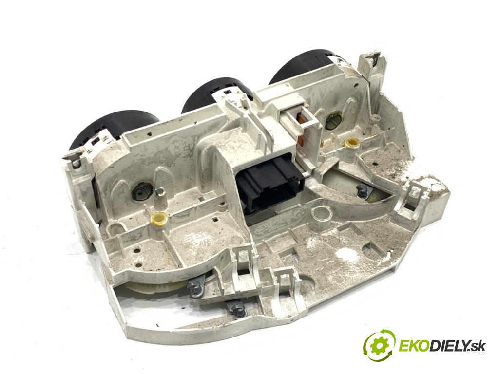 VW GOLF IV liftback 2000 66 kW 1.9 TDI 1896 Panel ovládania kúrenia 1J0820045F (Prepínacie páčky pod volantom)