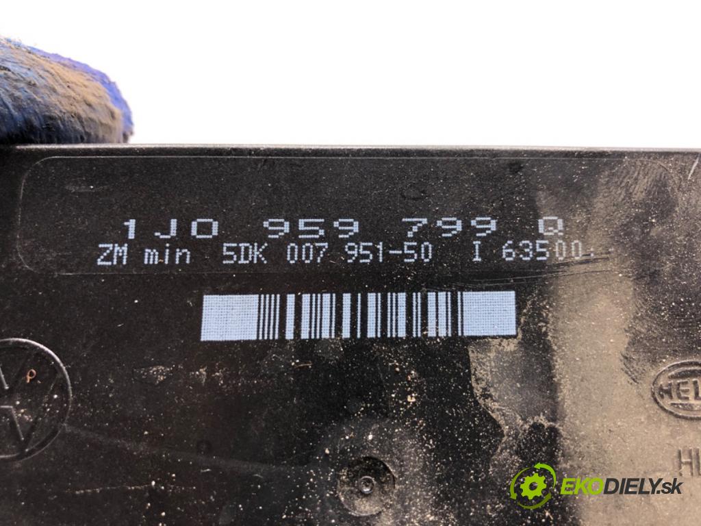VW GOLF IV liftback 2000 66 kW 1.9 TDI 1896 Modul komfortu 1J0959799Q (Modul komfortu)