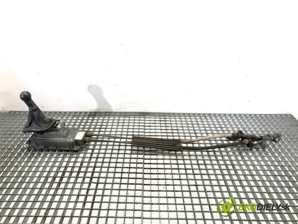 VW GOLF IV liftback 2000 66 kW 1.9 TDI 1896 Kulisa  (Rýchlostná páka (kulisa))