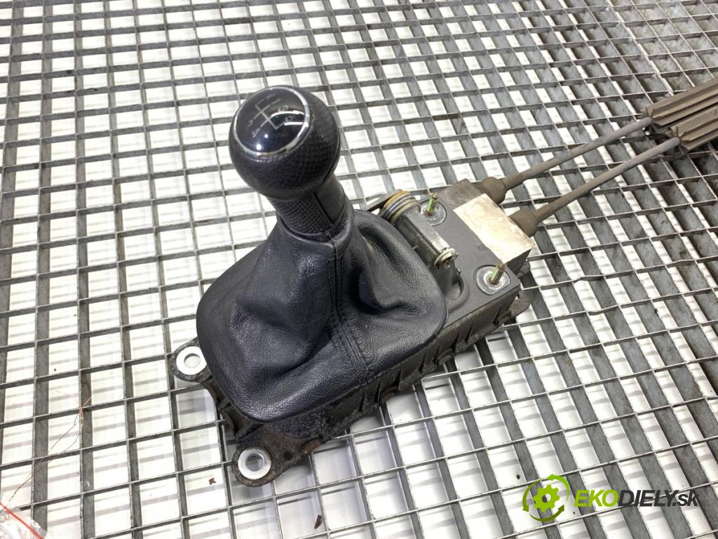 VW GOLF IV liftback 2000 66 kW 1.9 TDI 1896 Kulisa  (Rýchlostná páka (kulisa))