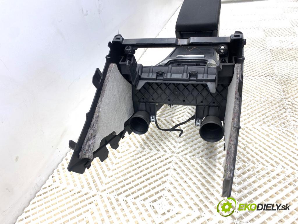 VW PASSAT B6 sedan 2007 125 kW 2.0 TDI 1968 Tunel středový  (Středový tunel)