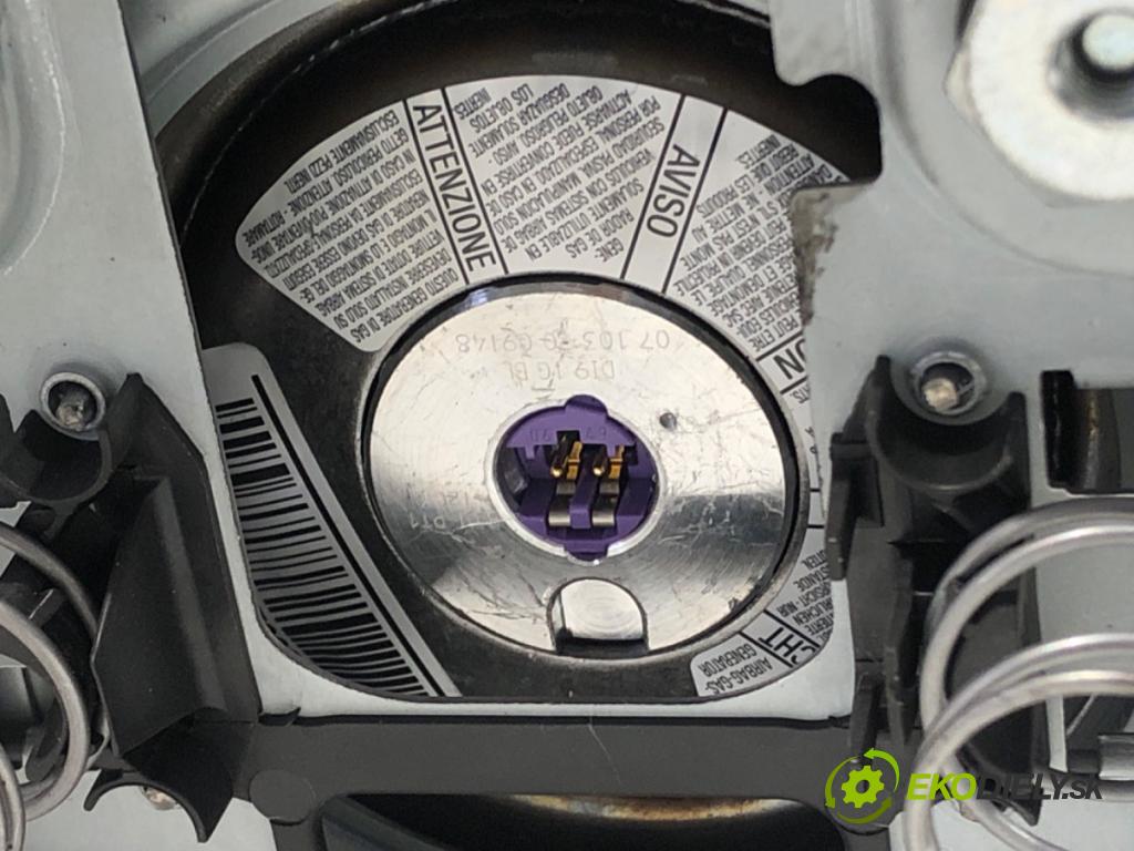 VW PASSAT B6 sedan 2007 125 kW 2.0 TDI 1968 AirBag volantu 1K0880201BK (Airbag)