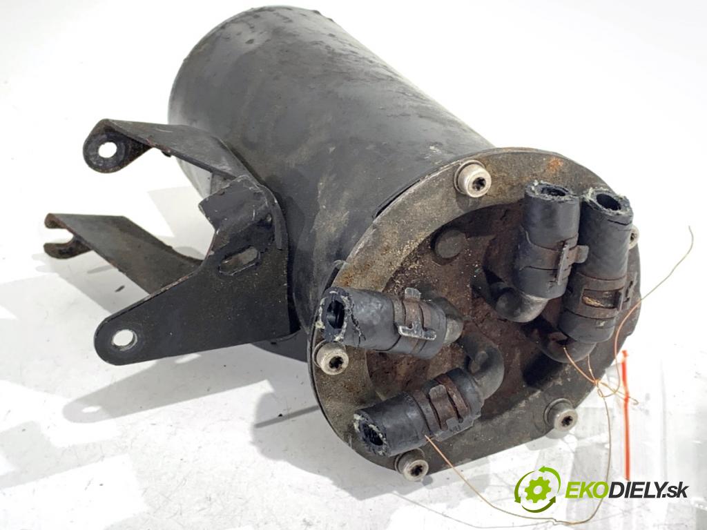 VW PASSAT B6 sedan 2007 125 kW 2.0 TDI 1968 Obal filtra paliva 3C0127400C (Obal palivového filtra)