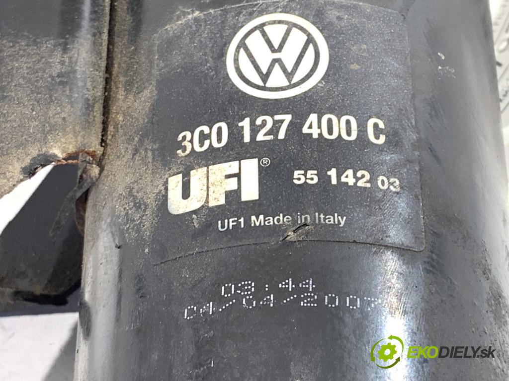 VW PASSAT B6 sedan 2007 125 kW 2.0 TDI 1968 Obal filtra paliva 3C0127400C (Obal palivového filtra)