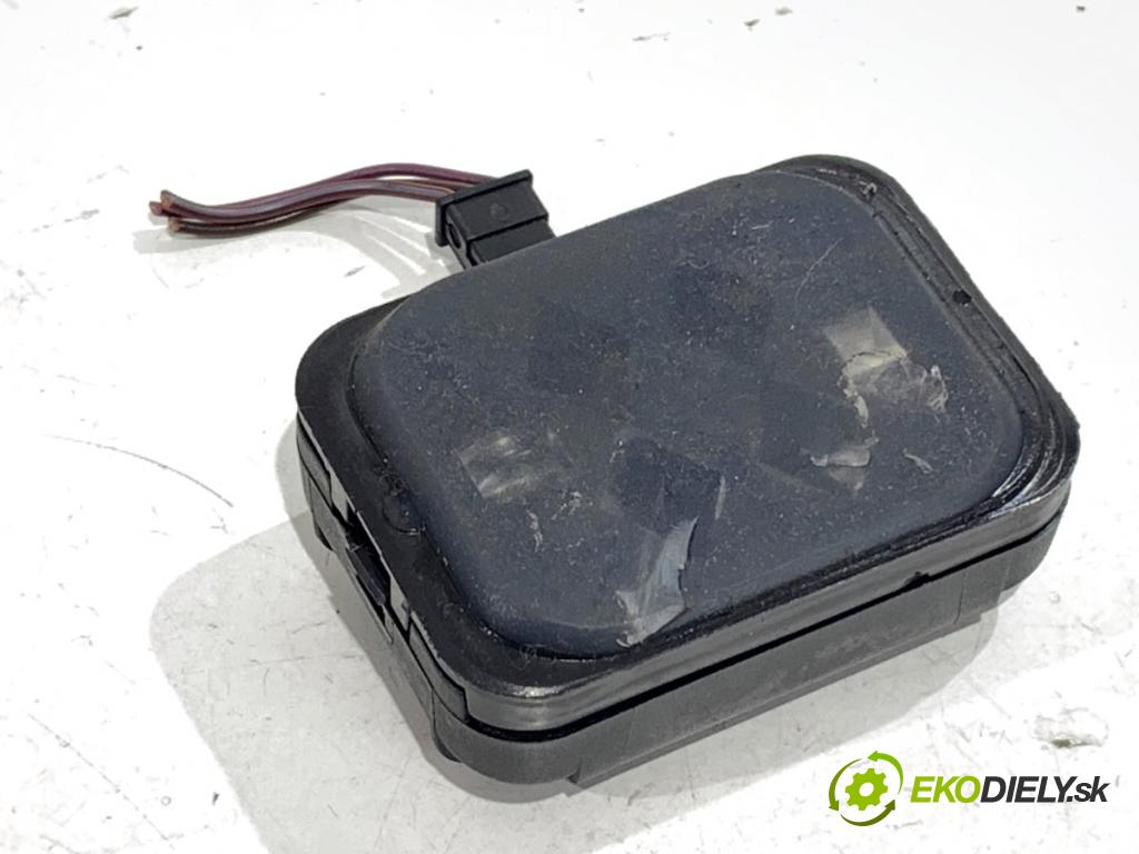 VW PASSAT B6 sedan 2007 125 kW 2.0 TDI 1968 Snímač dažďa 1K0955559 (Snímač dažďa)