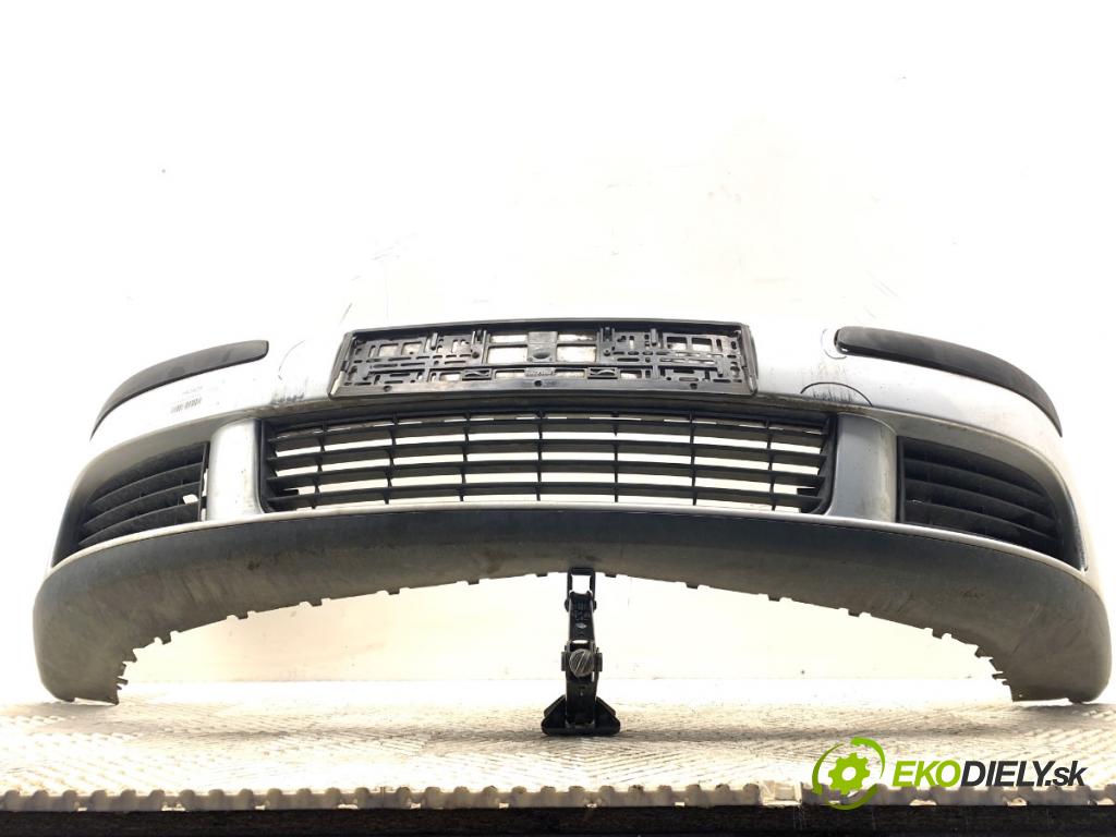 VW GOLF V liftback 2004 103 kW 2.0 TDI 1968 Nárazník predný  (Kľučka dverí ostatné)