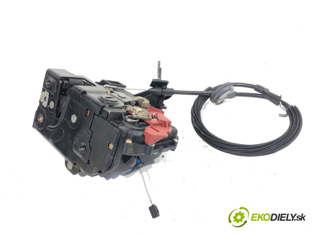 VW GOLF V liftback 2004 103 kW 2.0 TDI 1968 zámok Dvere pravy zad 7L0839016