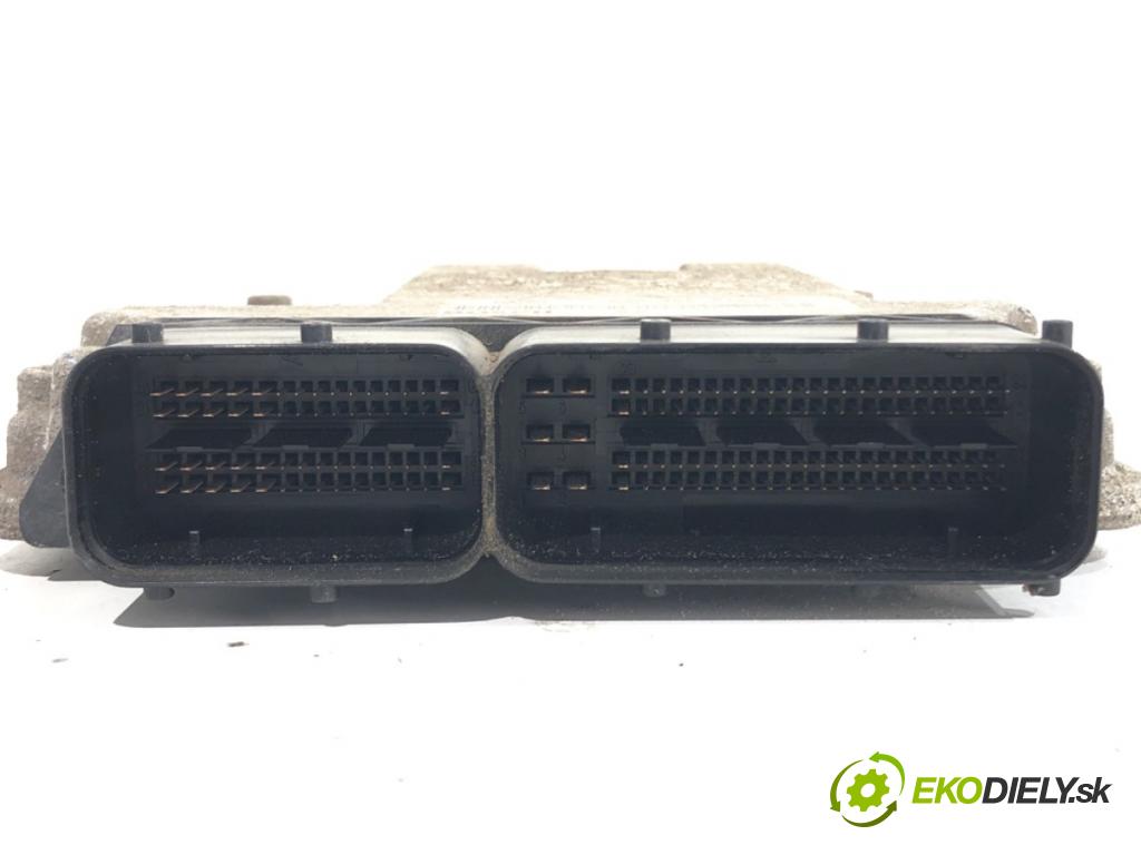 VW GOLF V liftback 2004 103 kW 2.0 TDI 1968 riadiaca jednotka Motor 03G906016AN (Riadiaca jednotka)