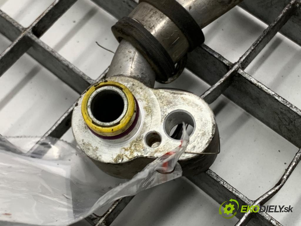 VW GOLF V liftback 2004 103 kW 2.0 TDI 1968 rúrka klimatizácie 1K0820721D (Rúrka klimatizácie)