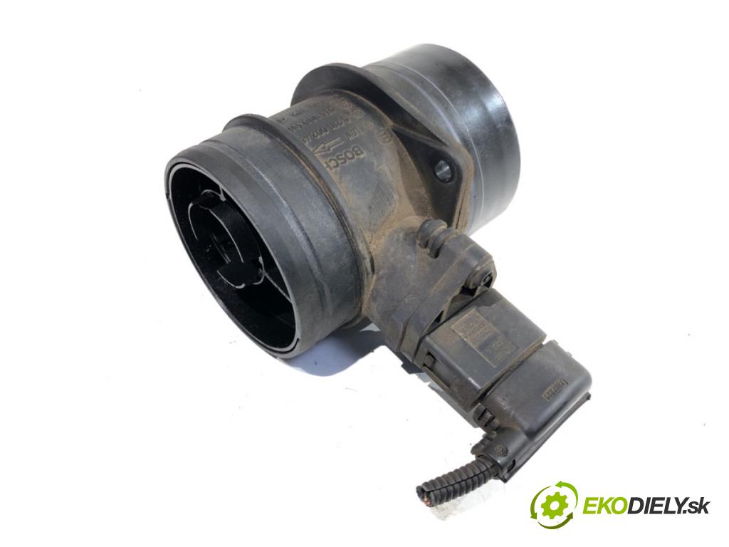 VW GOLF V liftback 2004 103 kW 2.0 TDI 1968 Váha vzduchu 074906461B (Váha vzduchu)