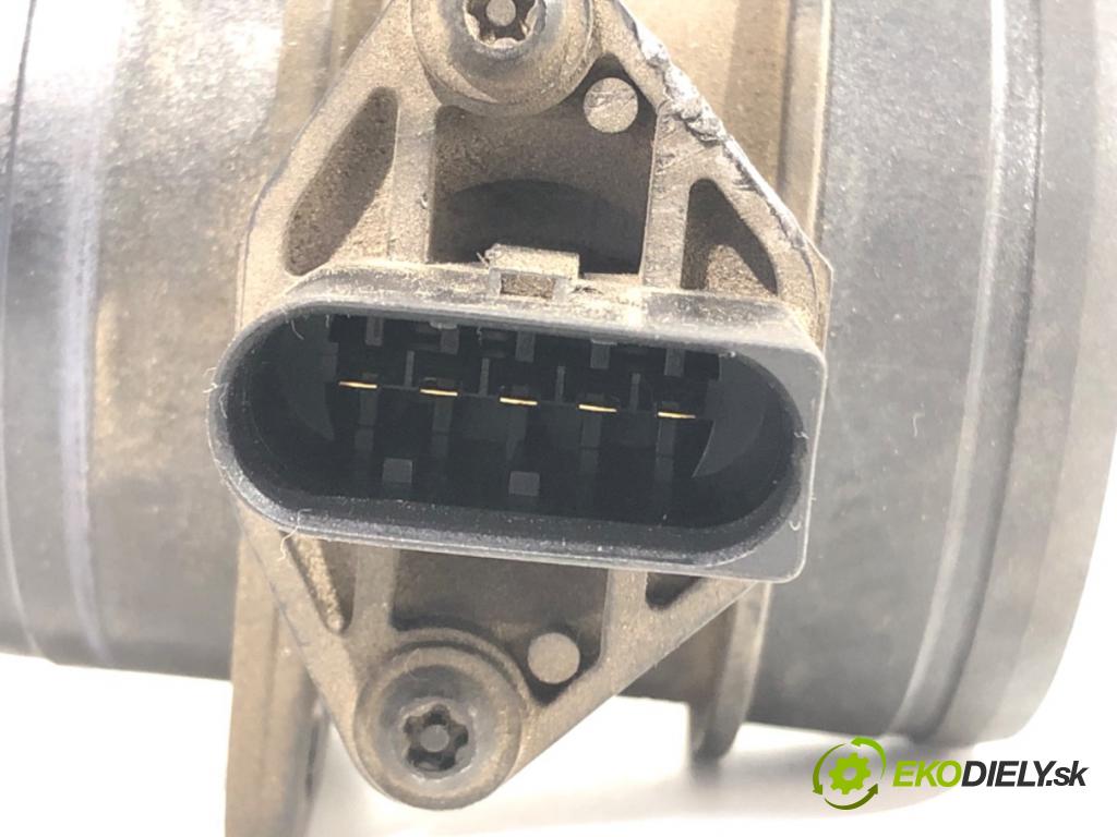 VW GOLF V liftback 2004 103 kW 2.0 TDI 1968 Váha vzduchu 074906461B (Váha vzduchu)