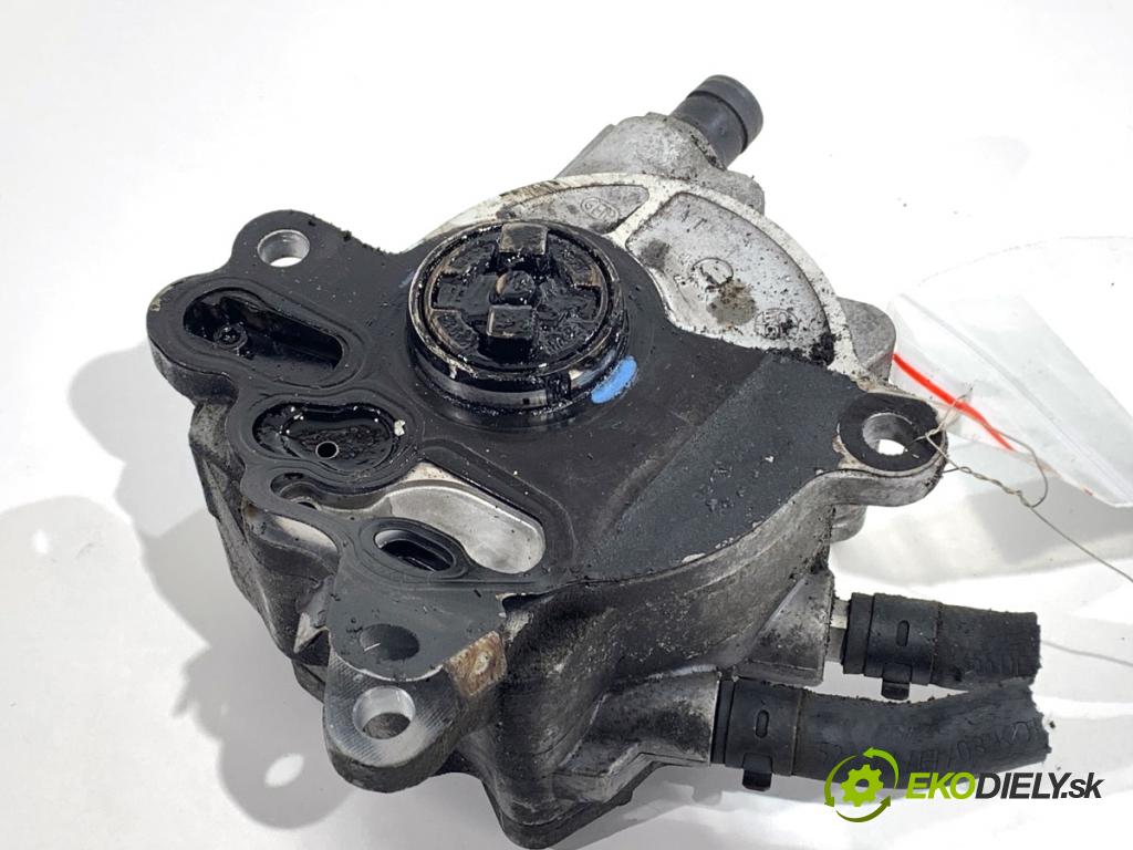 VW GOLF V liftback 2004 103 kW 2.0 TDI 1968 Pumpa vákuová 03G145209