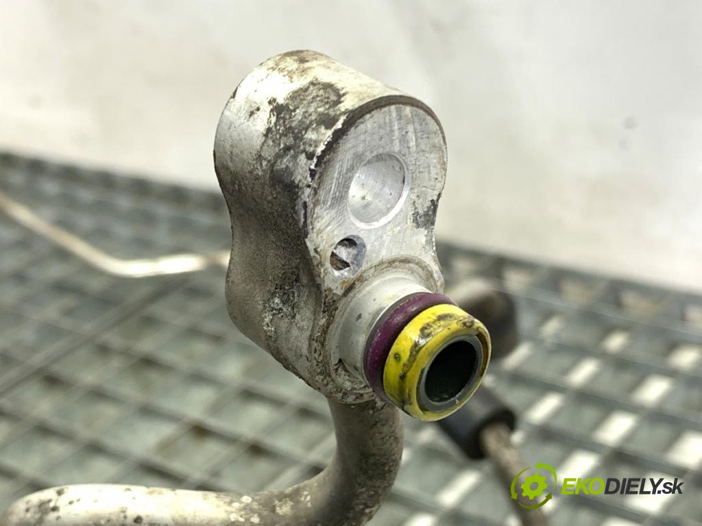 VW GOLF V liftback 2004 103 kW 2.0 TDI 1968 rúrka klimatizácie 1K0820741T (Rúrka klimatizácie)