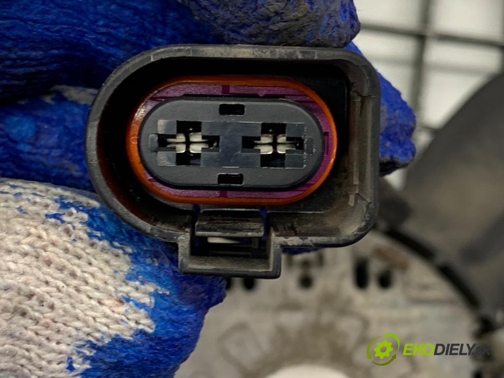 VW GOLF V liftback 2004 103 kW 2.0 TDI 1968 Ventilátor chladiča 1K0959455N (Ventilátor)