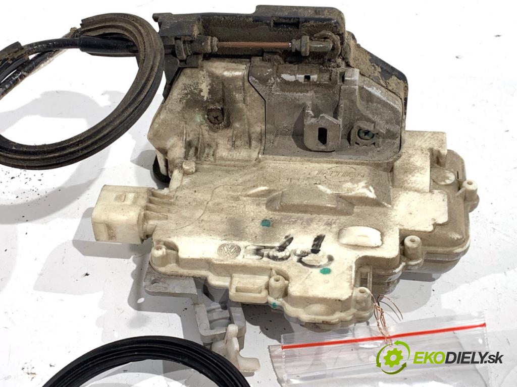 VW PASSAT B6 sedan 2005 103 kW 2.0 TDI 1968 zámok Dvere pravy predný 3C1837016A