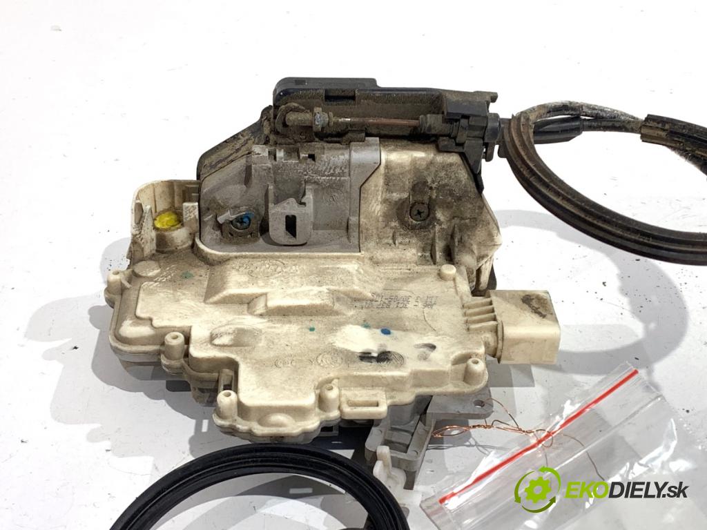 VW PASSAT B6 sedan 2005 103 kW 2.0 TDI 1968 zámok Dvere ľavy predný 3C1837015A