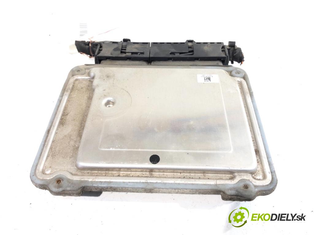 VW PASSAT B6 sedan 2005 103 kW 2.0 TDI 1968 riadiaca jednotka Motor 03G906021AB (Riadiaca jednotka)