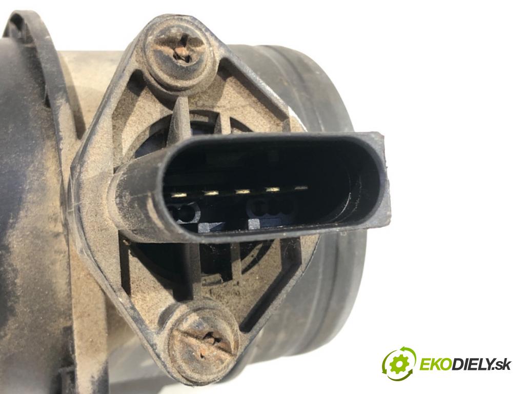 VW PASSAT B6 sedan 2005 103 kW 2.0 TDI 1968 Váha vzduchu 074906461B (Váha vzduchu)