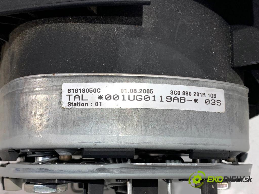 VW PASSAT B6 sedan 2005 103 kW 2.0 TDI 1968 AirBag volantu 3C0880201R (Airbag)