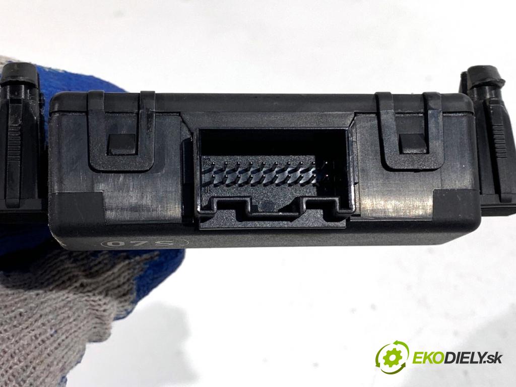 VW PASSAT B6 sedan 2005 103 kW 2.0 TDI 1968 Modul GATEWAY 3C0907530C