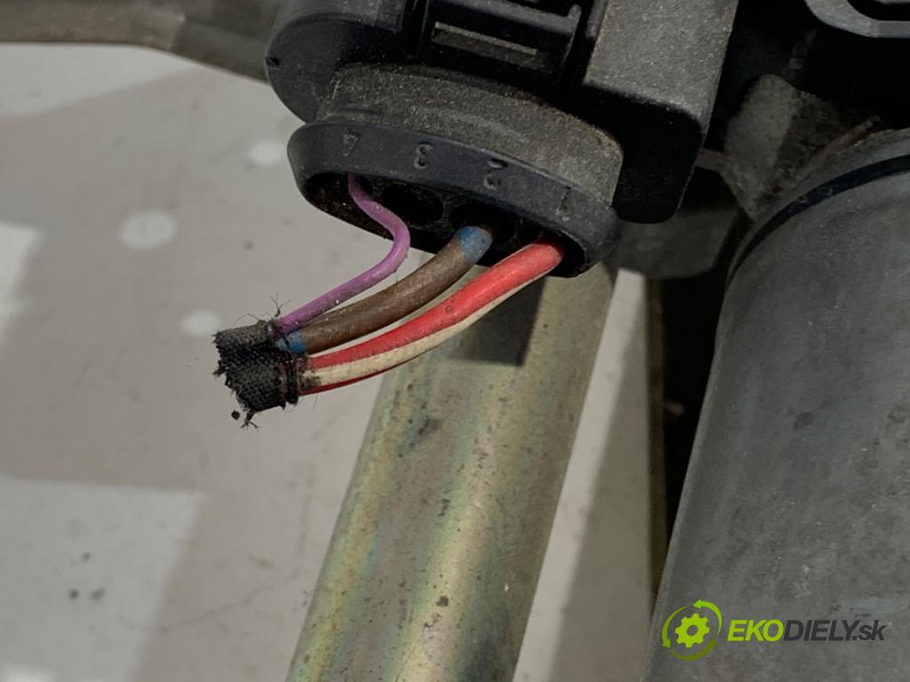 VW PASSAT B6 sedan 2005 103 kW 2.0 TDI 1968 Mechanizmus stieračov predný 3C1955119 (Motorček stieračov predný)