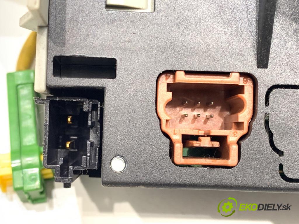 PEUGEOT 207 liftback 2006 50 kW 1.4 HDi 1398 Prepínač kombinovaný 96630730XT (Prepínacie páčky pod volantom)