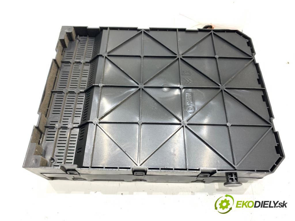 PEUGEOT 207 liftback 2006 50 kW 1.4 HDi 1398 modul BSI 9659285380 (Pojistková skříňka)