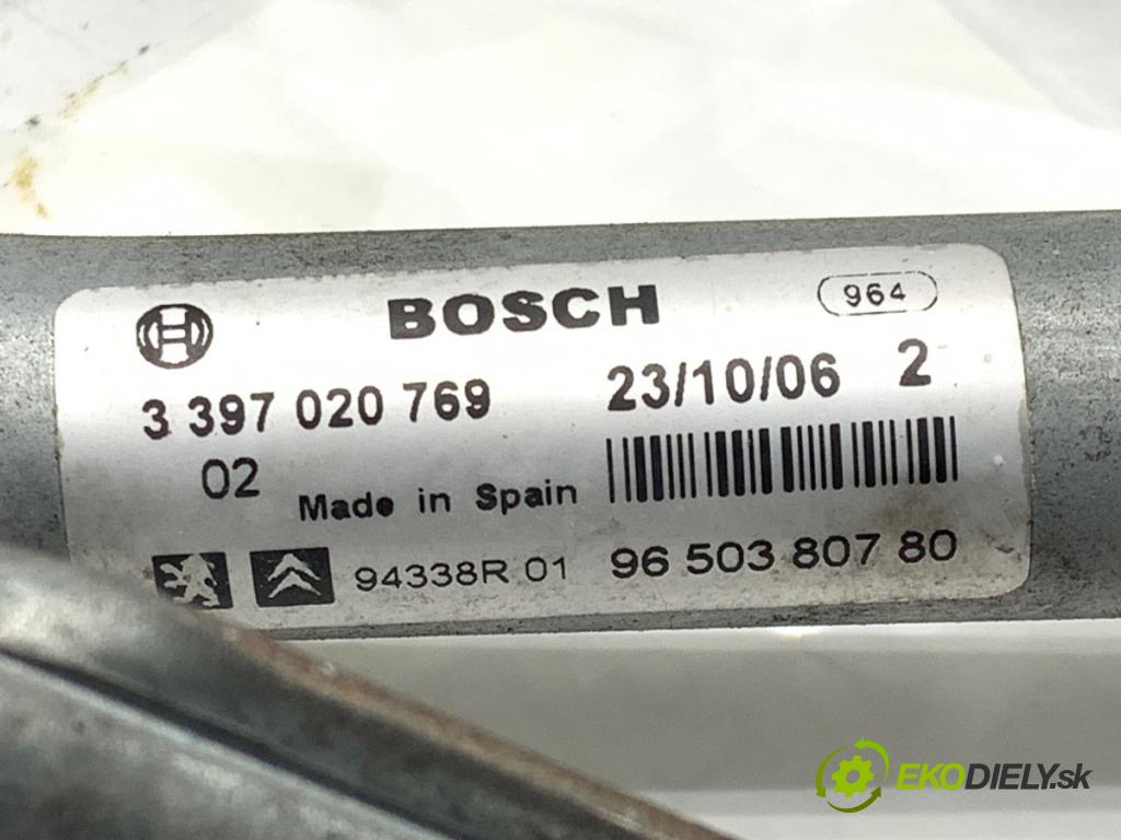 PEUGEOT 207 liftback 2006 50 kW 1.4 HDi 1398 Mechanizmus stieračov predný 9650380780 (Motorček stieračov predný)