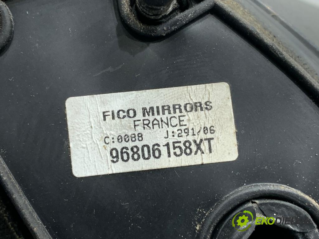 PEUGEOT 207 liftback 2006 50 kW 1.4 HDi 1398 Spätné zrkadlo pravy EWP